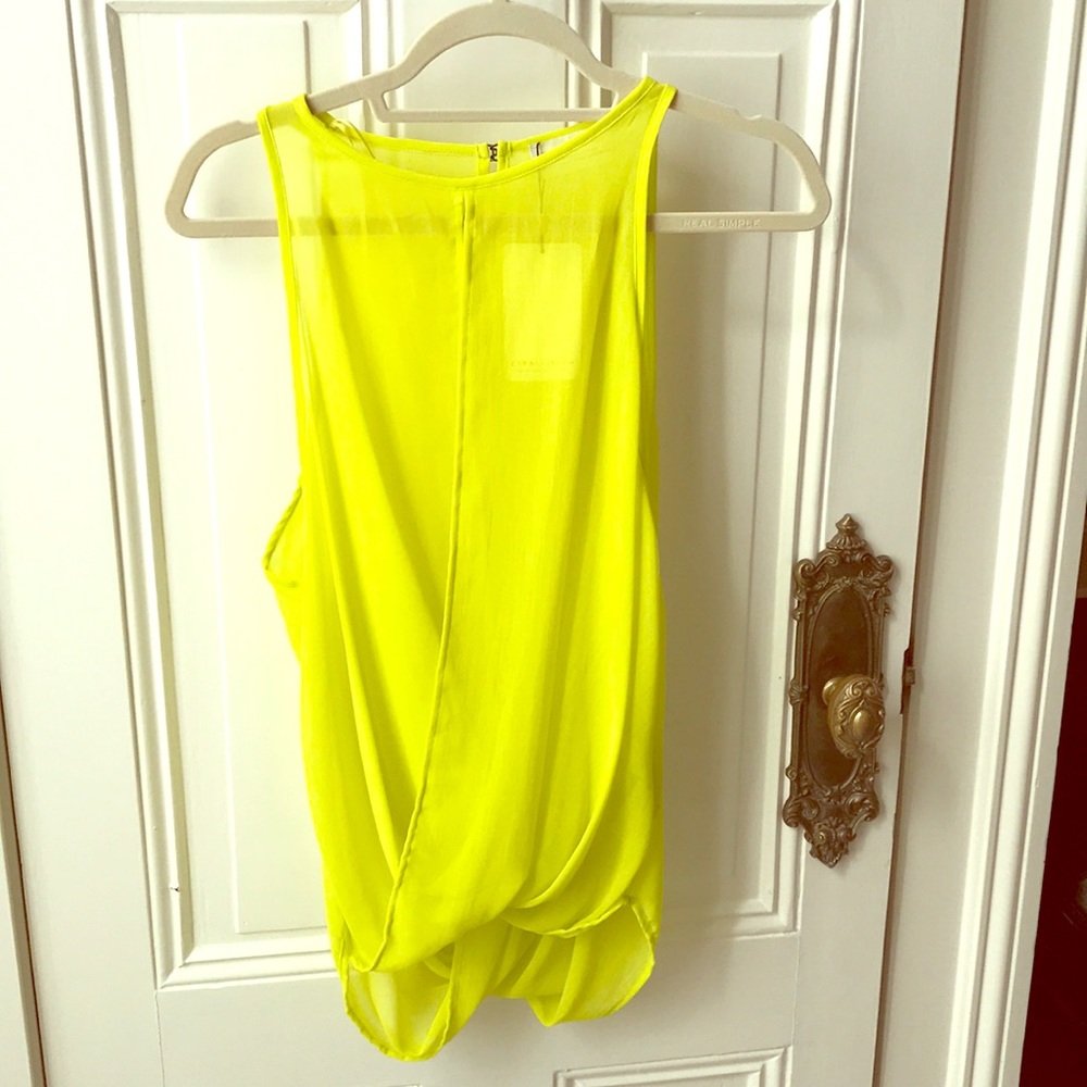 Zara top size Medium new with tags